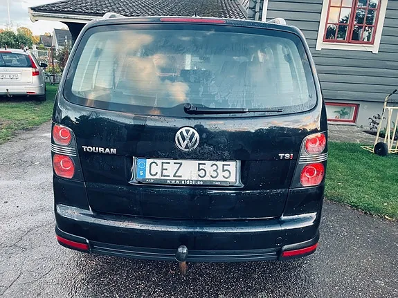 Volkswagen Touran Cross 2010 photo 4