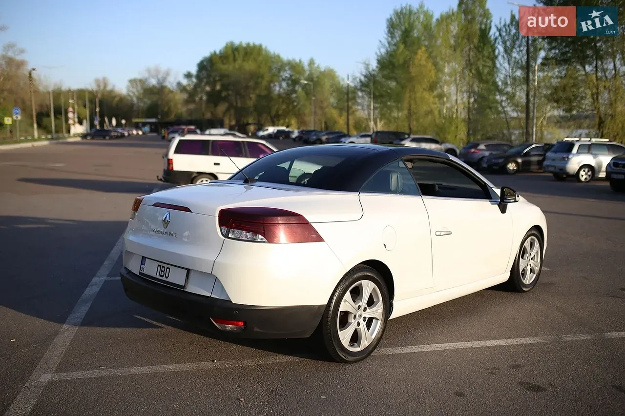 Renault Megane 2010 photo 4