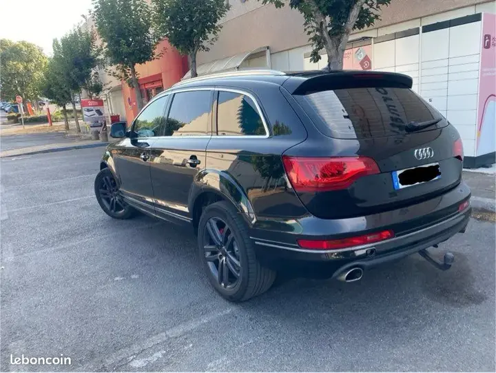 Audi Q7 2014 photo 2