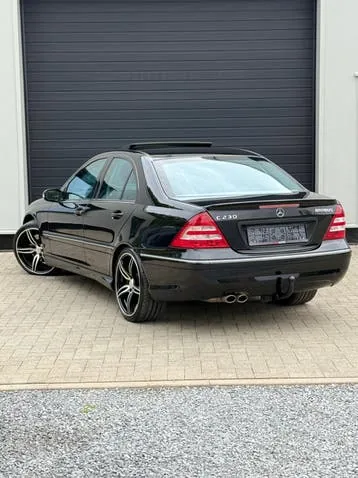 Mercedes-Benz C-Class 2007 photo 3