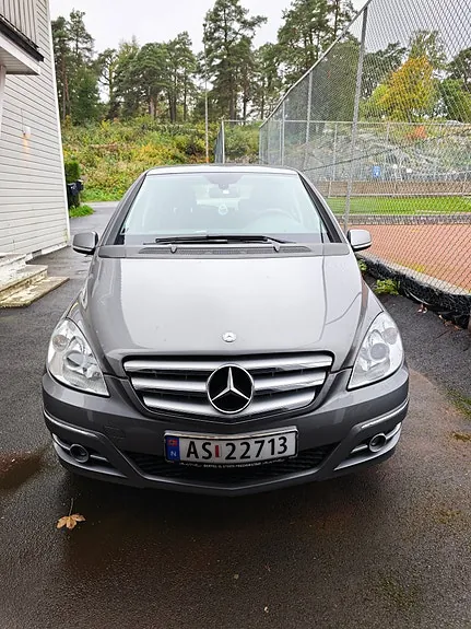 Mercedes-Benz B180 D