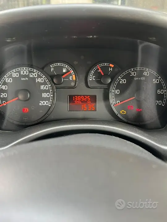 Fiat Punto 2006 photo 4