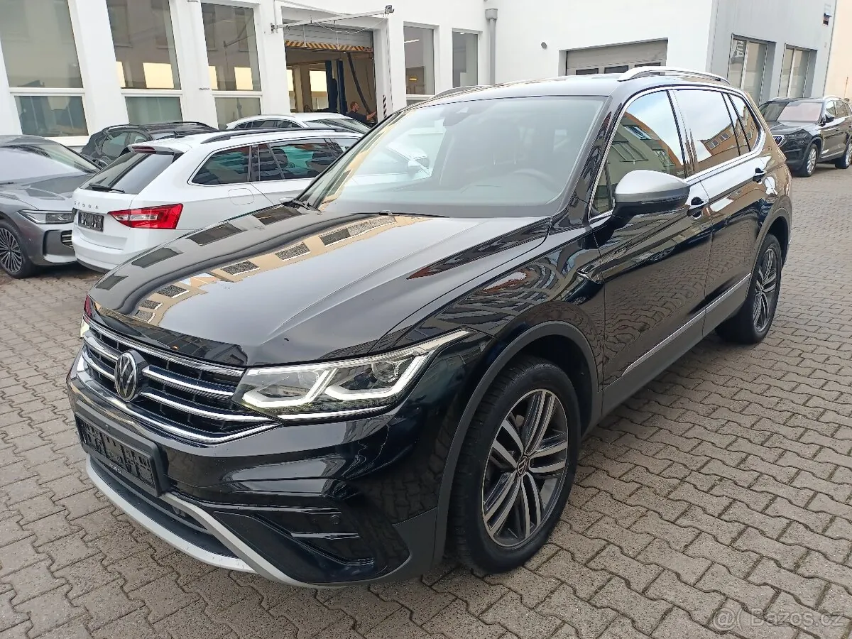 Volkswagen Tiguan Allspace 2022 photo 2