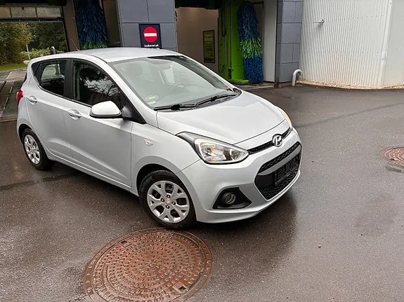 Hyundai I10 2015 photo 2