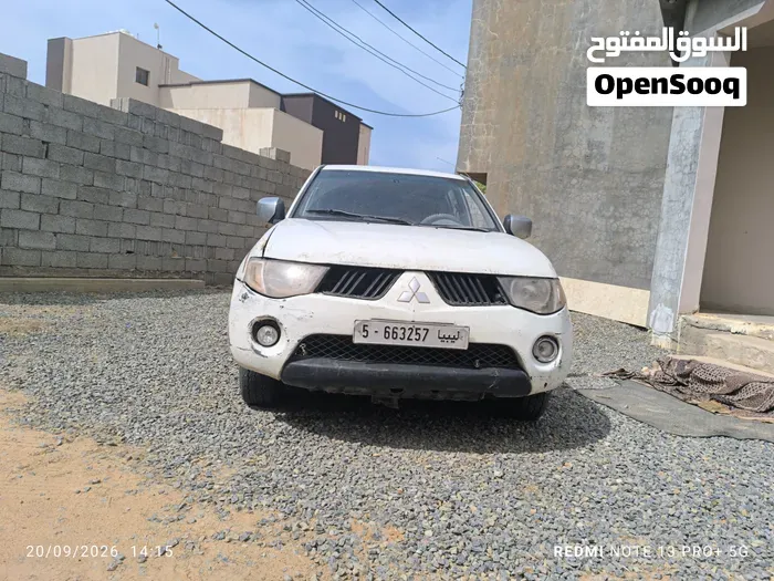 Mitsubishi L200 2008 photo 2