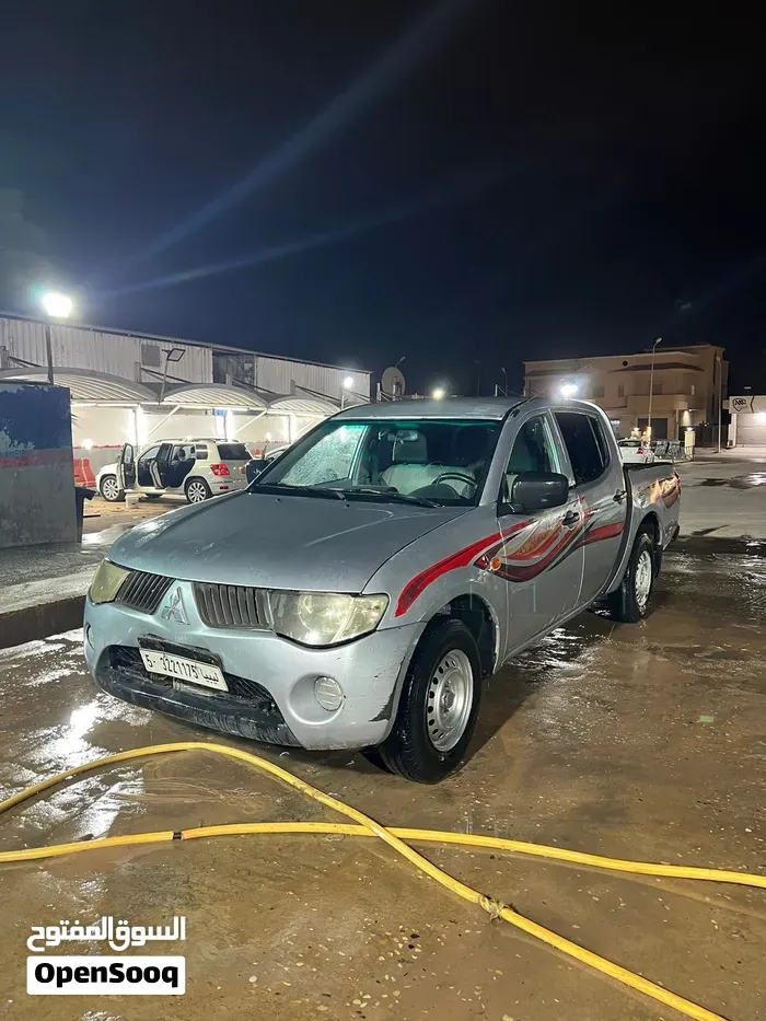 Mitsubishi L200 2008 photo 5