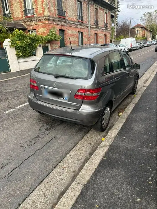 Mercedes-Benz B-Class 2008 photo 2