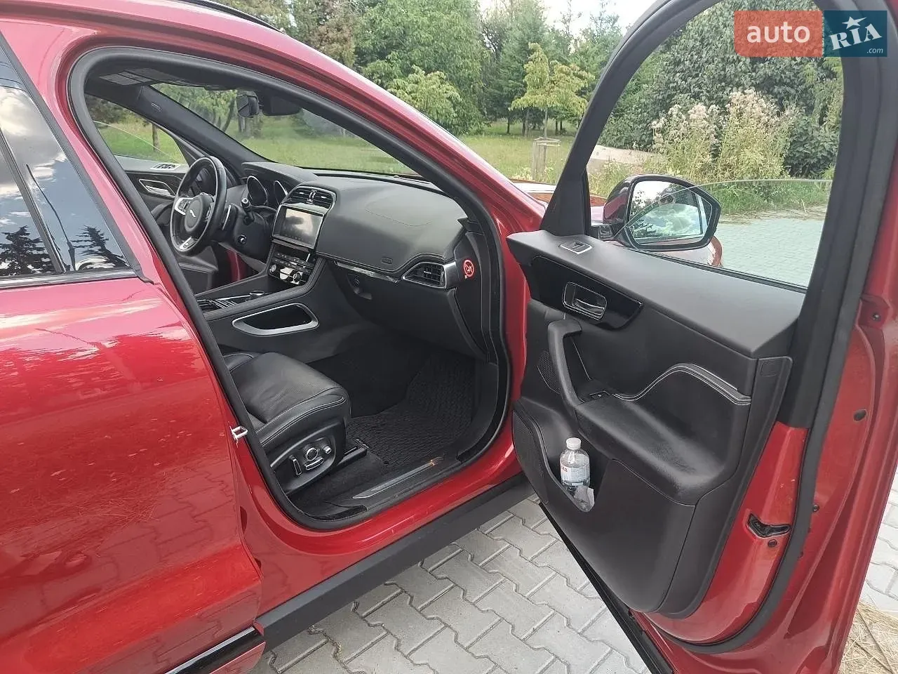 Jaguar F-Pace 2018 photo 4