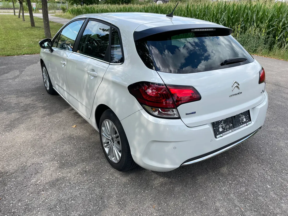 Citroen C4 2015 photo 3