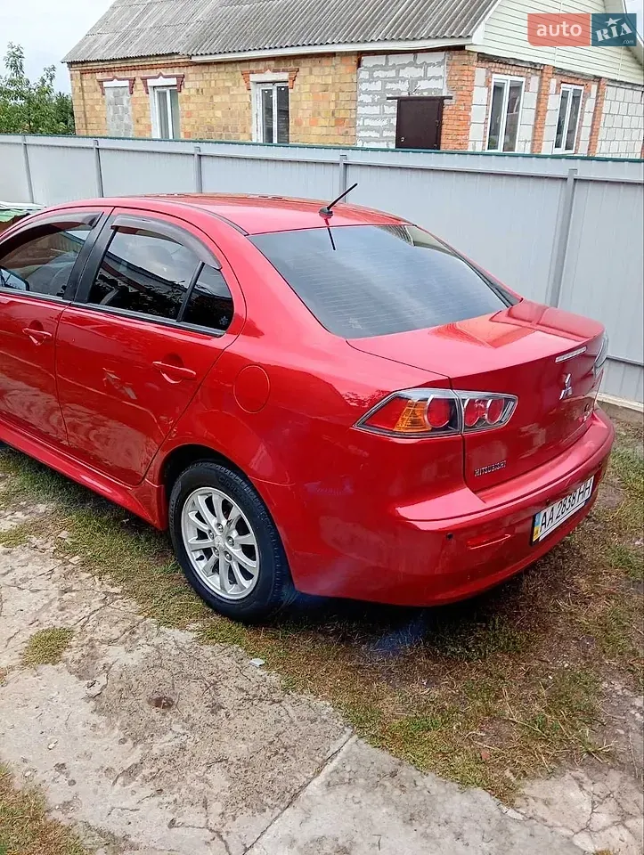 Mitsubishi Lancer 2012 photo 3