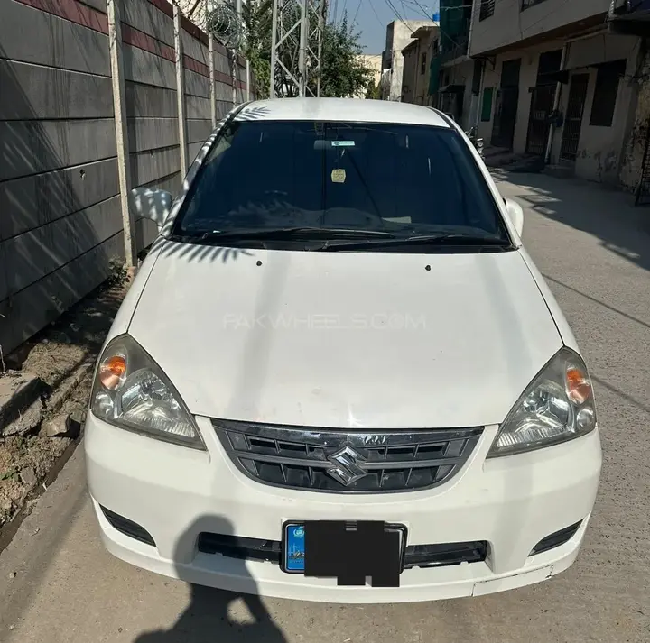 Suzuki Liana