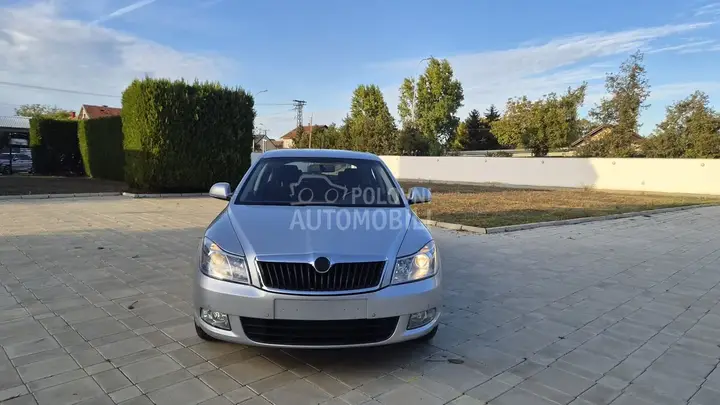 Skoda Octavia 2011 photo 5