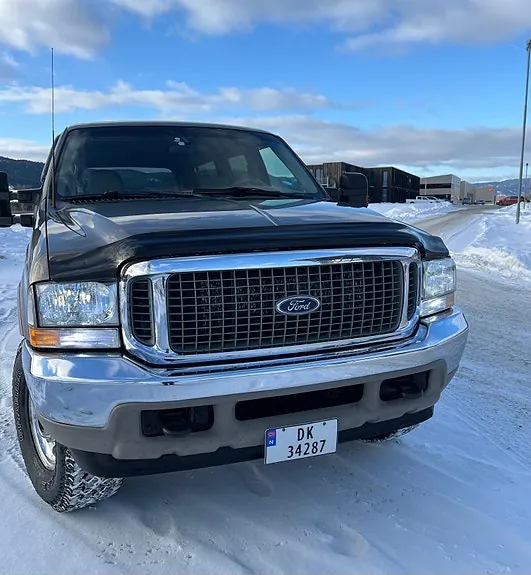 Ford Excursion 2002 photo 4