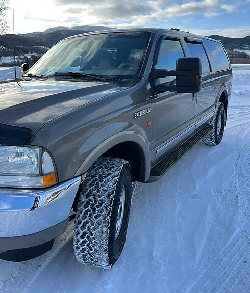 Ford Excursion 2002 photo 5