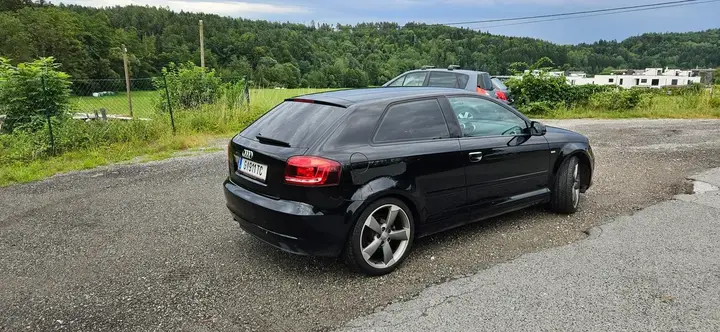 Audi A3 2011 photo 3