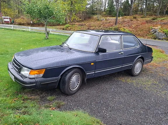Saab 900 1987 photo 2
