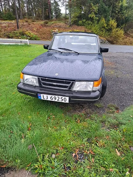 Saab 900 1987 photo 4