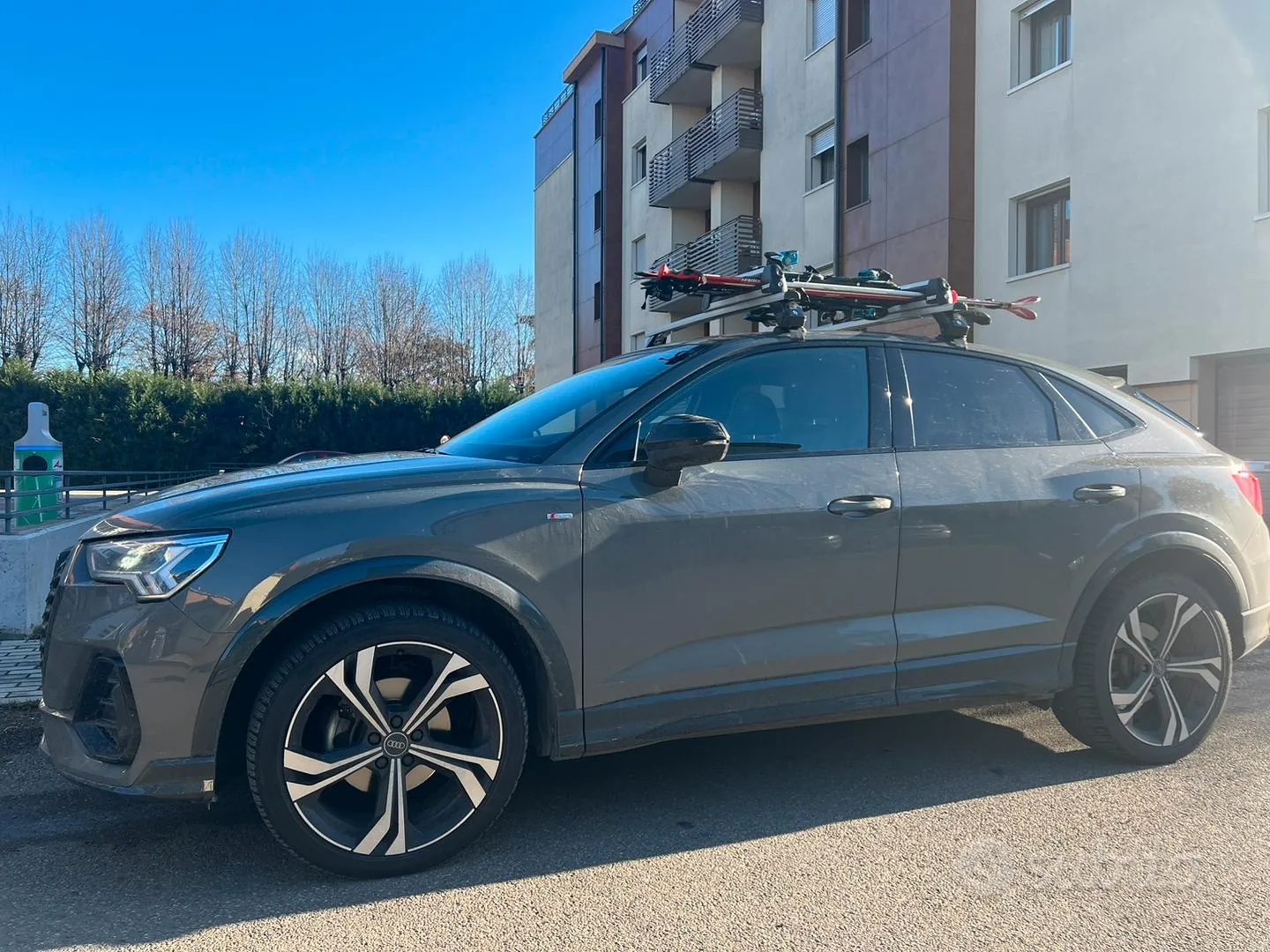 Audi Q3 2023 photo 2