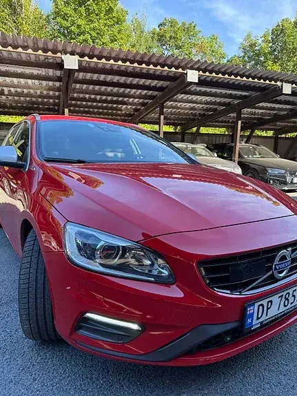 Volvo V60 2016 photo 2