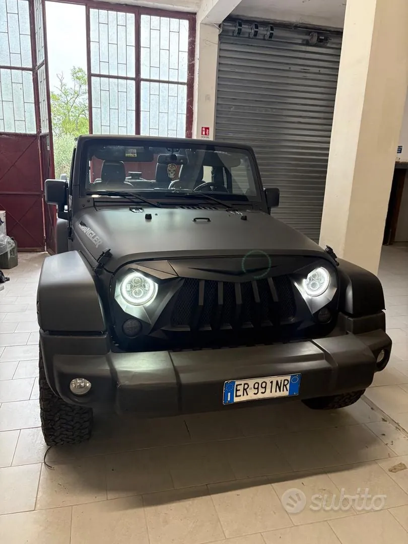 Jeep Wrangler 2013 photo 2