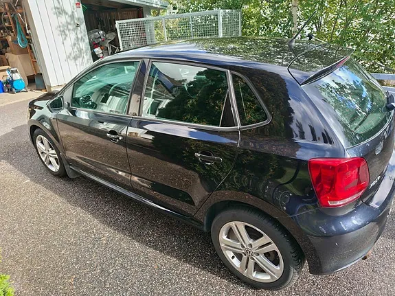 Volkswagen Polo 2010 photo 3