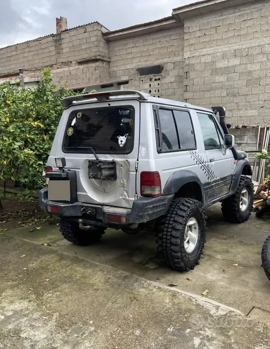 Hyundai Galloper