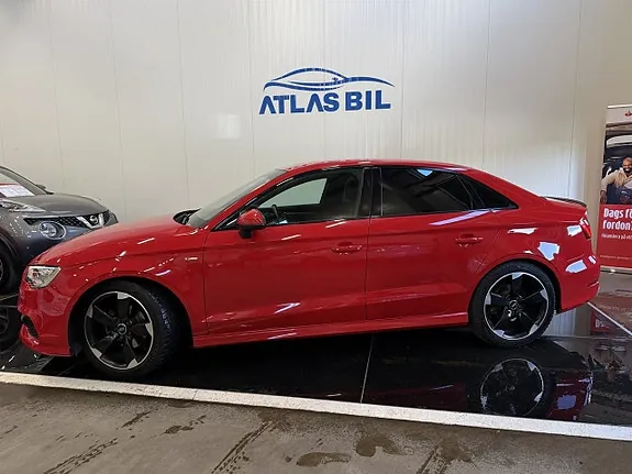 Audi A3 2015 photo 2