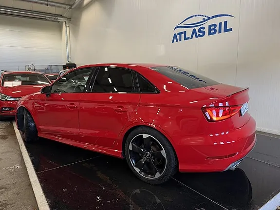 Audi A3 2015 photo 3