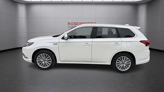 Mitsubishi Outlander 2020 photo 2