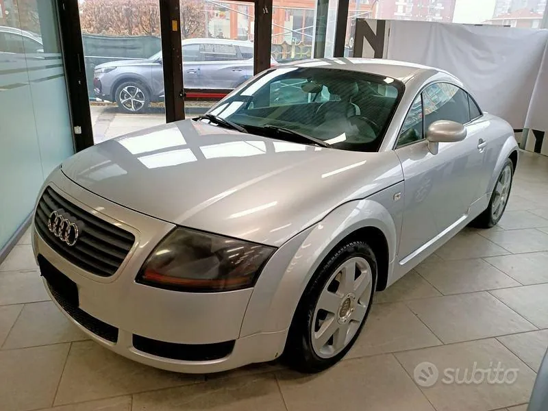 Audi Tt 2002 photo 2
