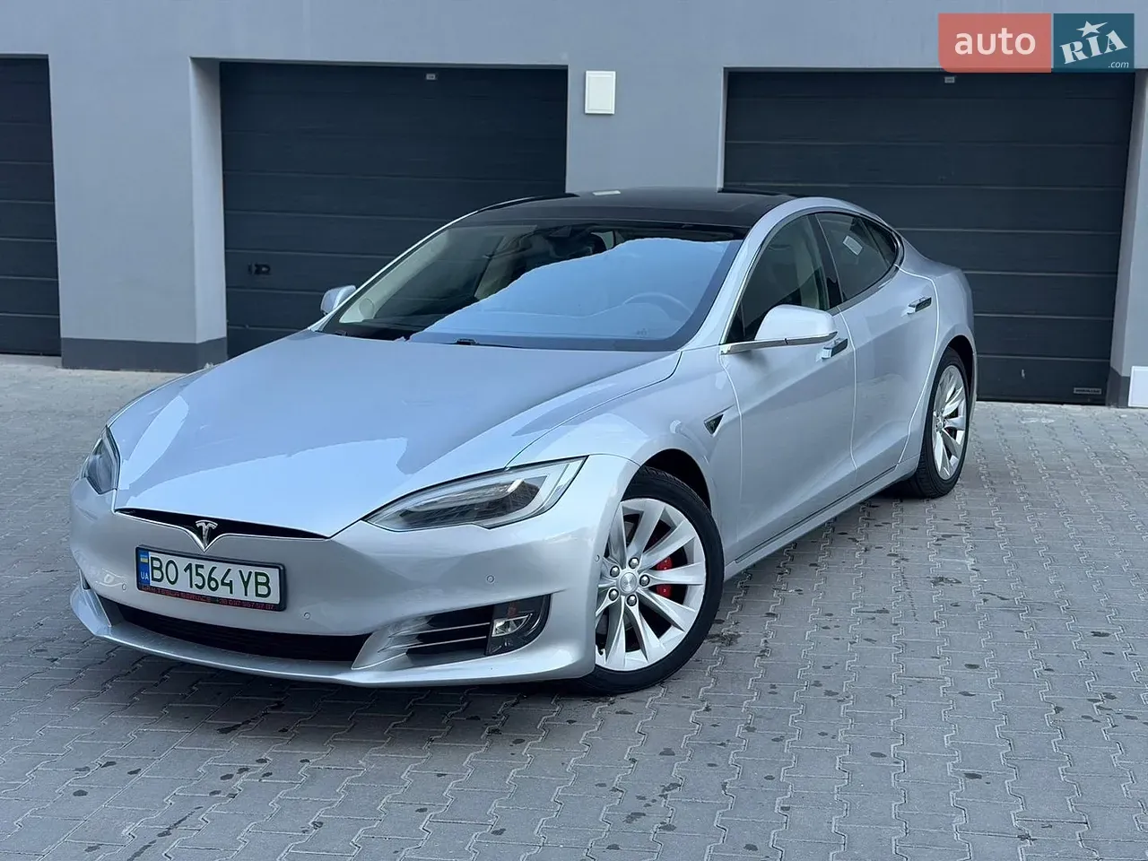 Tesla Model S 2016 photo 3