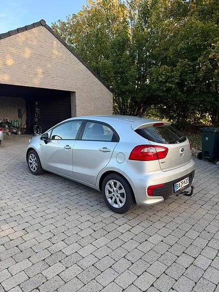 Kia Rio 2016 photo 3