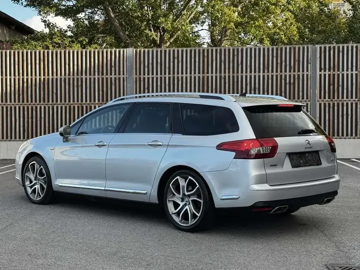 Citroen C5 2016 photo 2