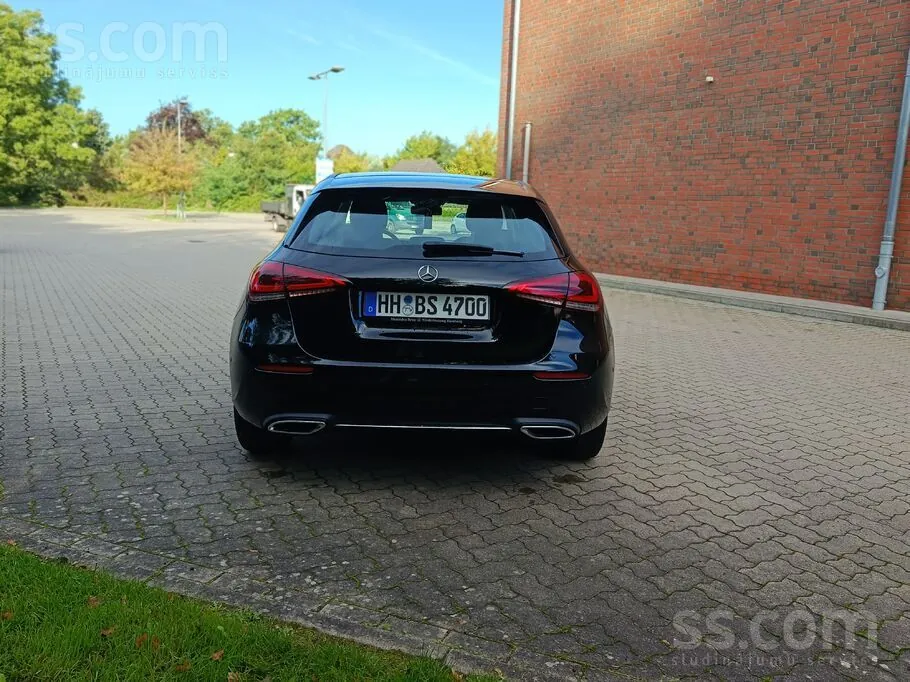 Mercedes-Benz A180 2021 photo 4