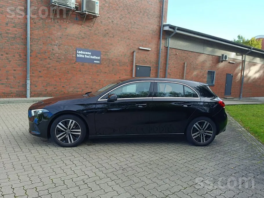 Mercedes-Benz A180 2021 photo 3