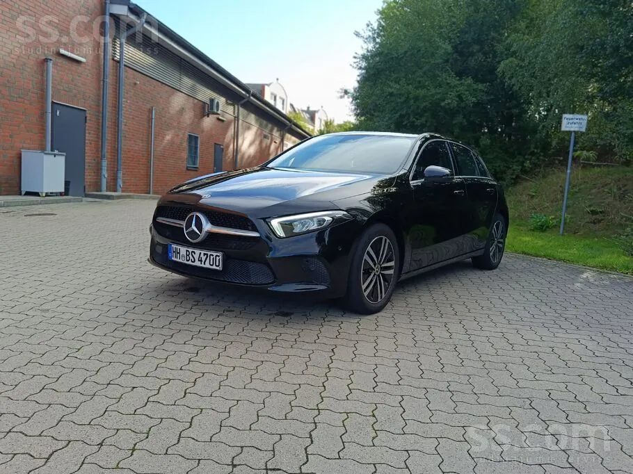 Mercedes-Benz A180
