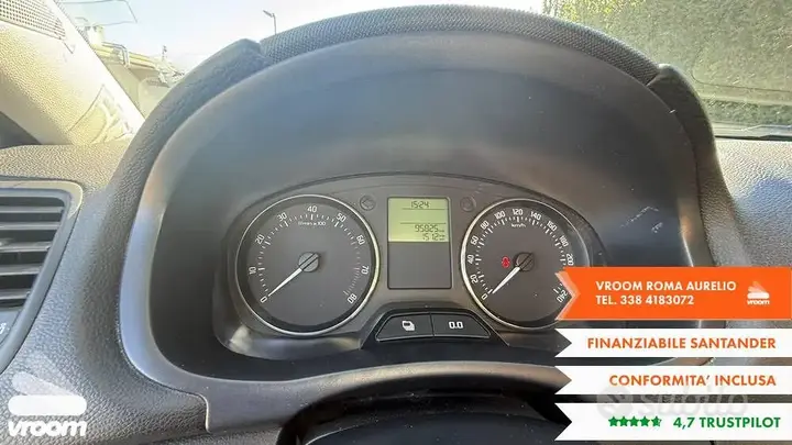 Skoda Fabia 2012 photo 5