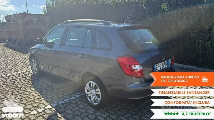 Skoda Fabia 2012 photo 3