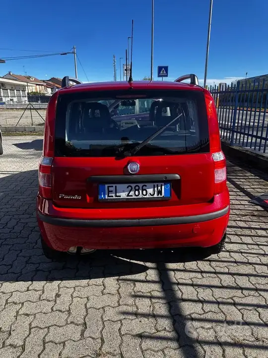 Fiat Panda 2011 photo 4