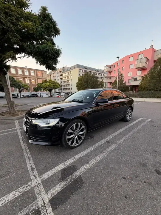 Audi A6 2011 photo 2