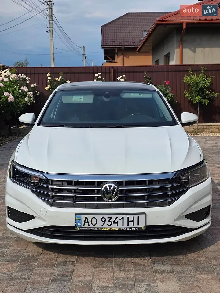 Volkswagen Jetta 2019 photo 2