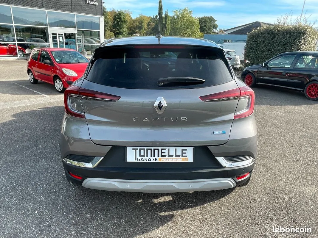 Renault Captur 2022 photo 4