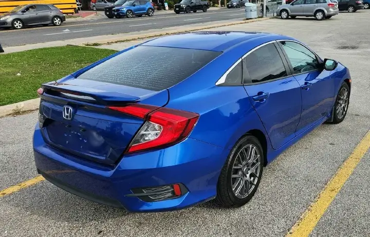 Honda Civic 2017 photo 4