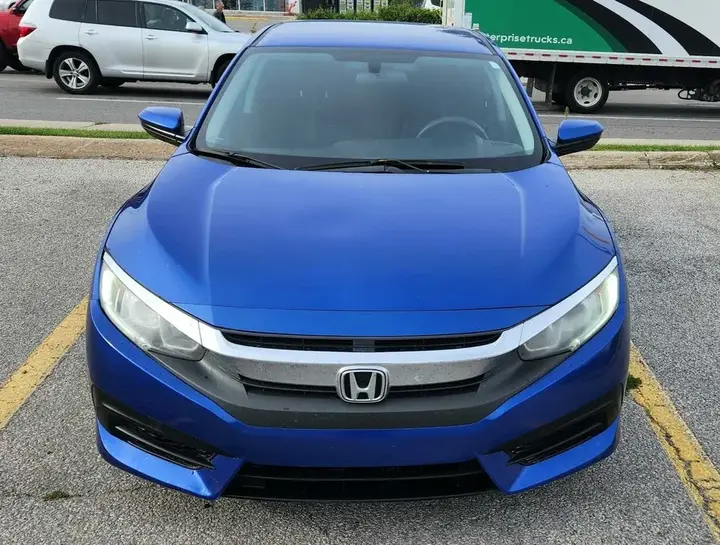 Honda Civic 2017 photo 2