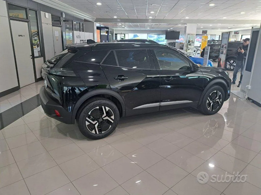 Peugeot 2008 2025 photo 4