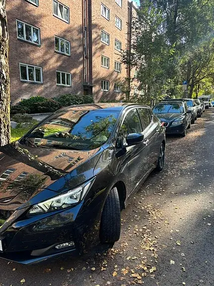 Nissan Leaf 2021 photo 4