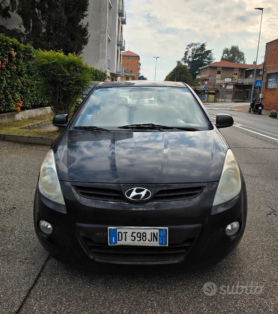 Hyundai I20 2009 photo 2