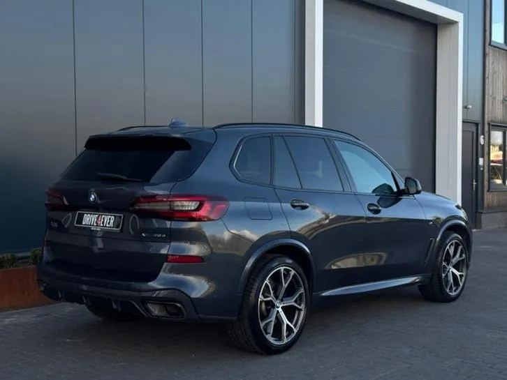 BMW X5 2021 photo 3