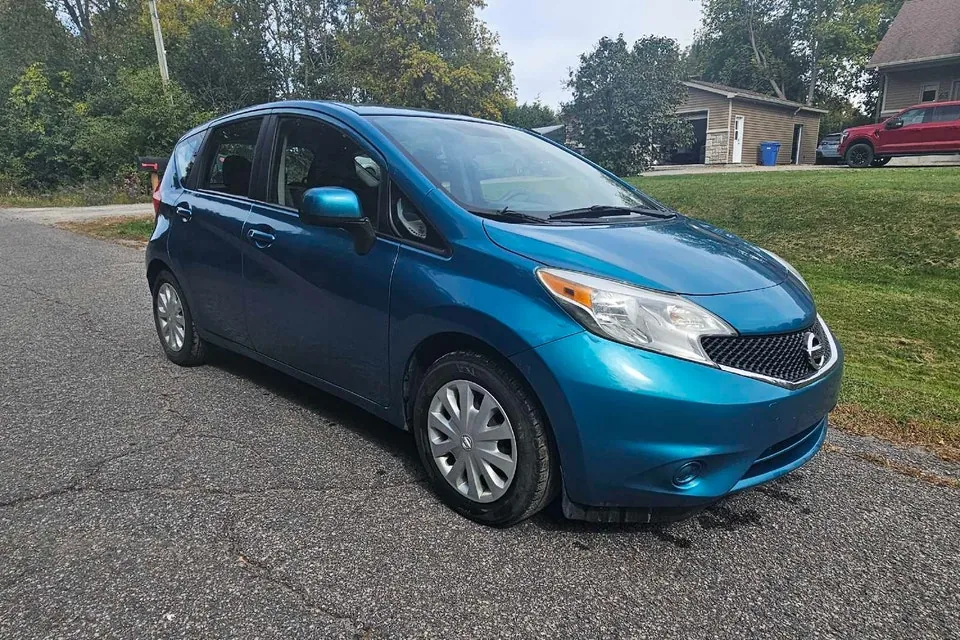 Nissan Versa Note 2014 photo 2