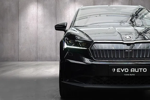 Skoda Enyaq 2022 photo 2